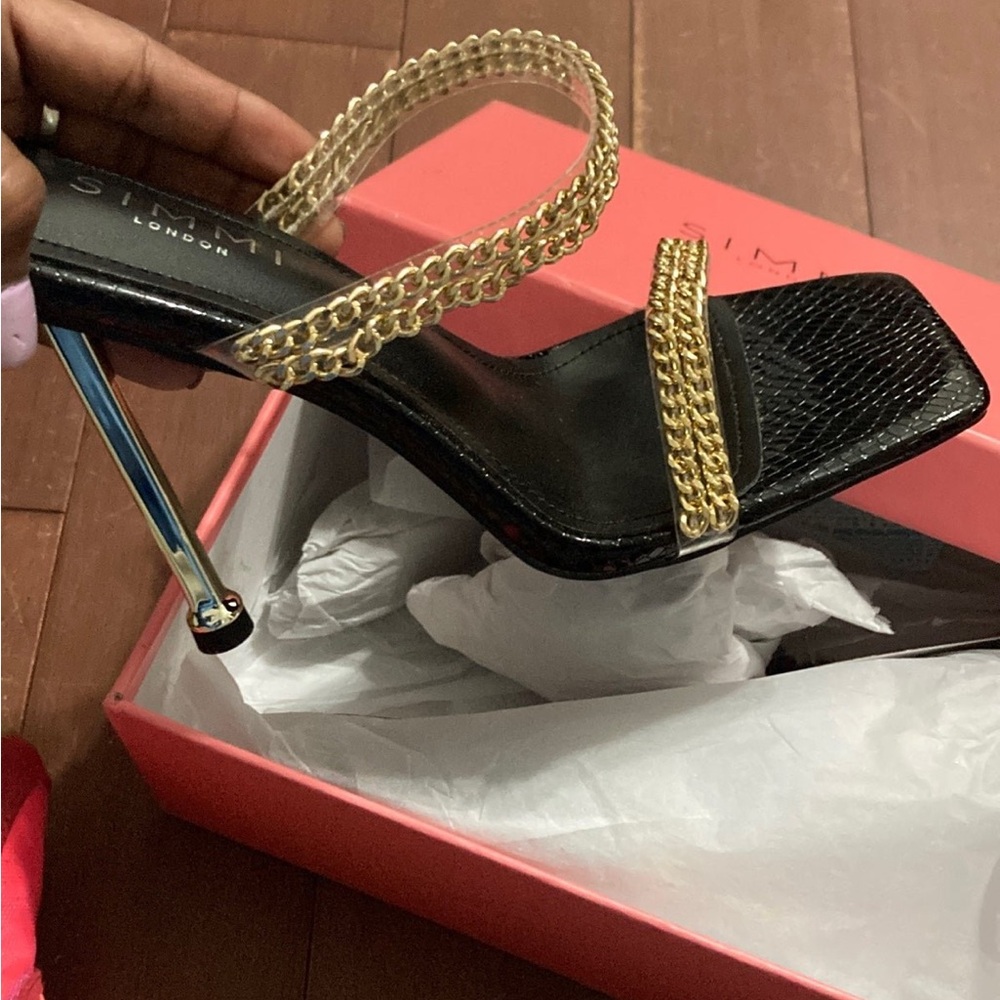 Simmi Brand new women gold chain diamond heel can fit wide feet